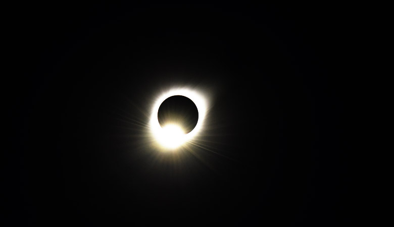 Le jour du Soleil noir, 16h41