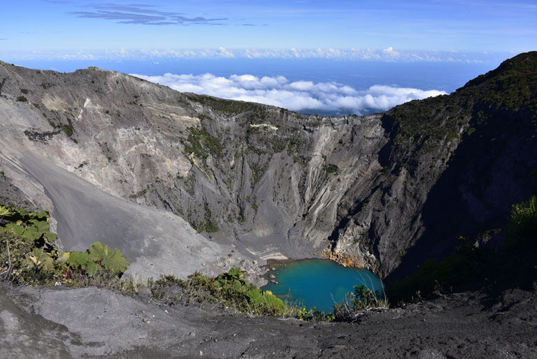 Cratère du volcan Irrazu, 3400m