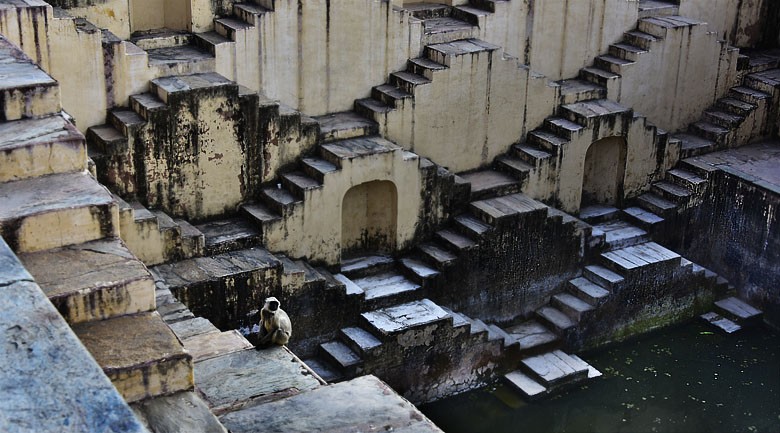 ''Panna Meena ka kund'', bâoli à Amber