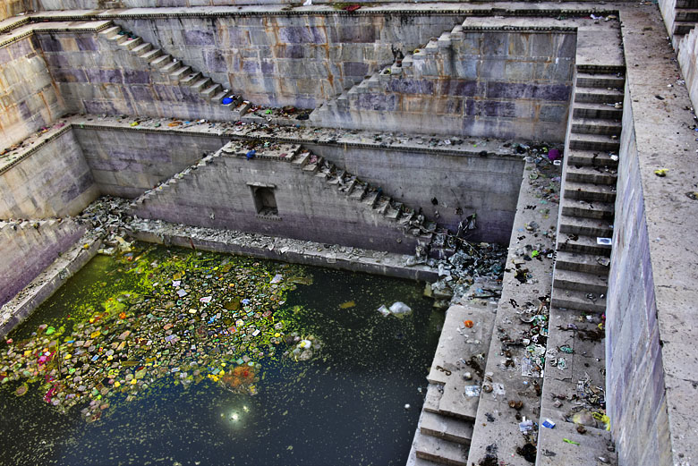 ''Sagar kund'' (ou ''Nagar kund''?) à Bundi