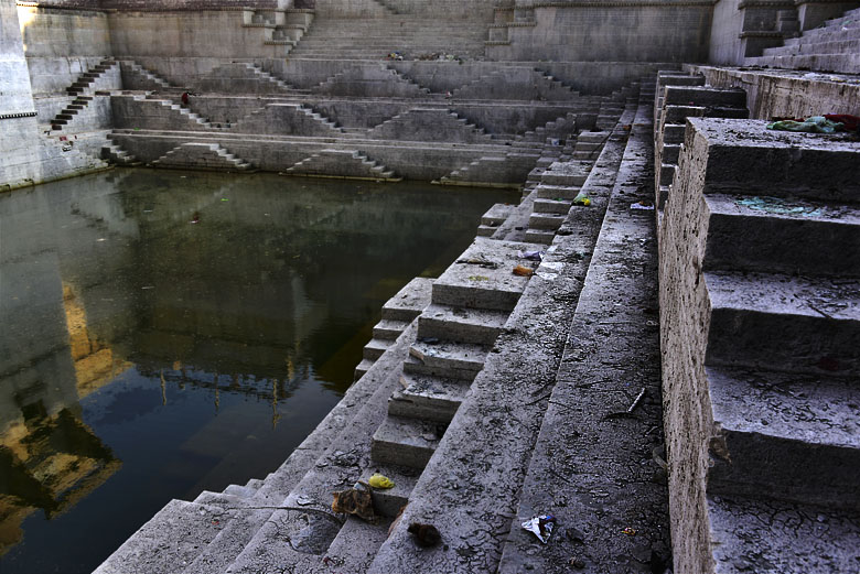 ''Dhabhai kund'', bâoli à Bundi