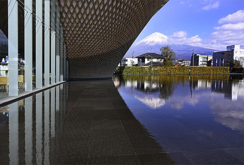 Le mont Fuji vu du musée de Fujinomiya