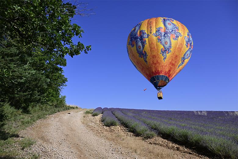 Mongolfière sur le plateau