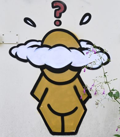 Gouzou dans les nuages